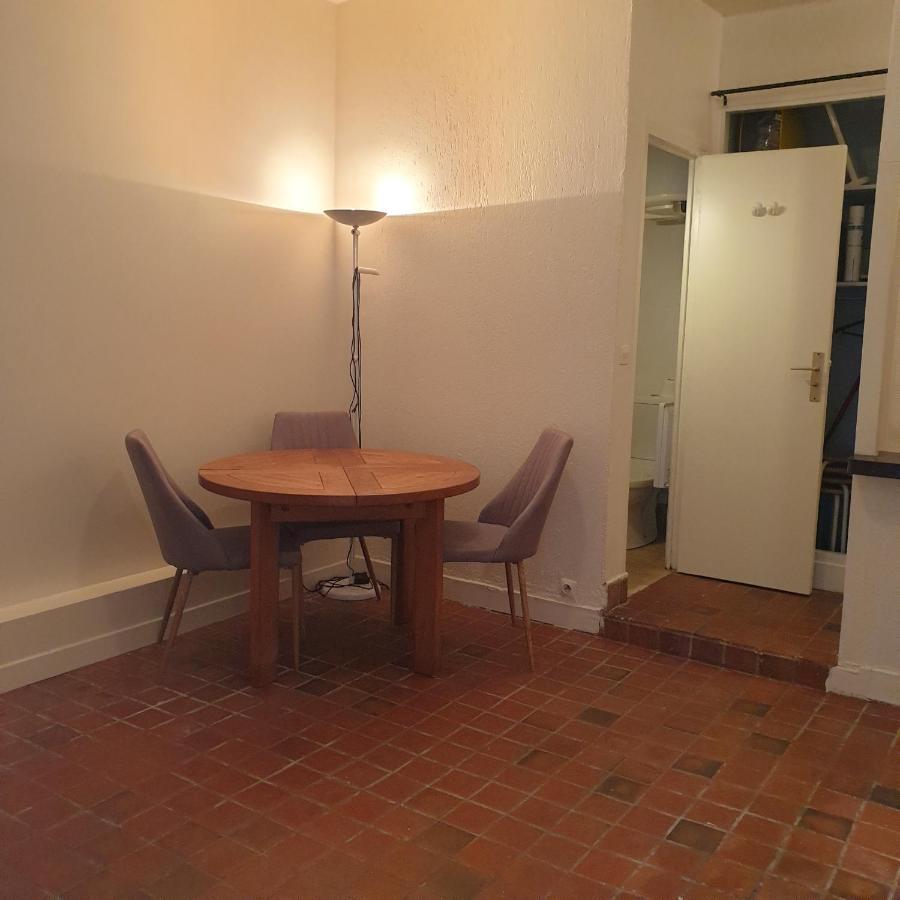 Le Studio Des Enfants Rouges Apartment Paris Bagian luar foto