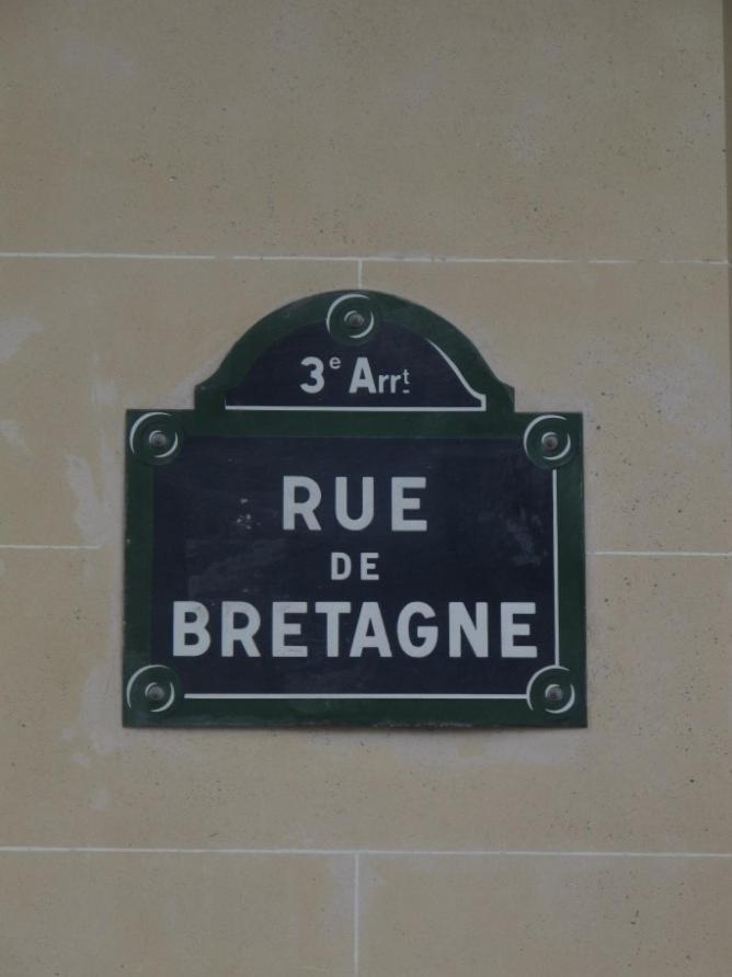 Le Studio Des Enfants Rouges Apartment Paris Bagian luar foto